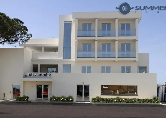 Summertime Hotel